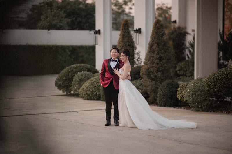 สถานที่จัดงานแต่งงาน นนทบุรี ห้อง Grand Ballroom หรูหรา ตกแต่งคริสตัลแชนเดอเลียร์