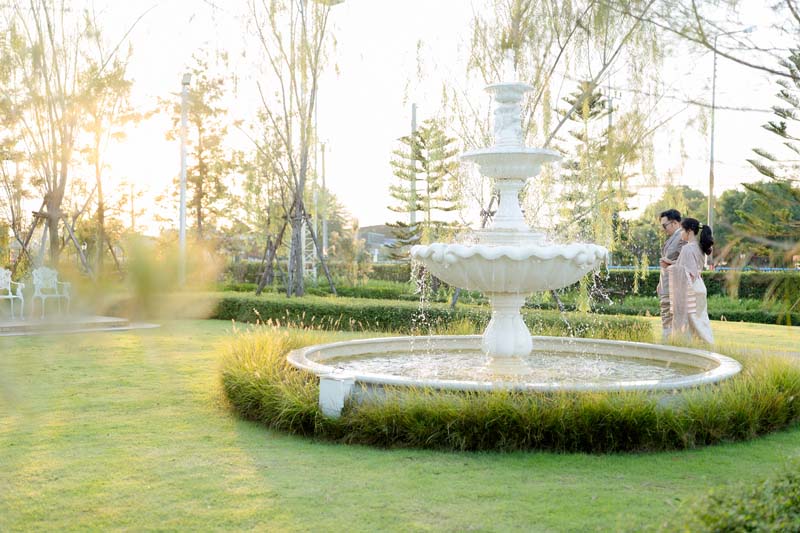 สถานที่จัดงานแต่งงาน นนทบุรี ห้อง Grand Ballroom หรูหรา ตกแต่งคริสตัลแชนเดอเลียร์